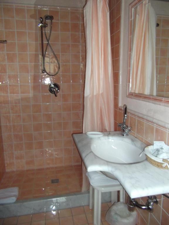 L'Arcadia Guest House Pietrasanta Cameră foto
